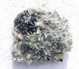 Sphalerite/Pyrite/Quartz Crystal Bed-28